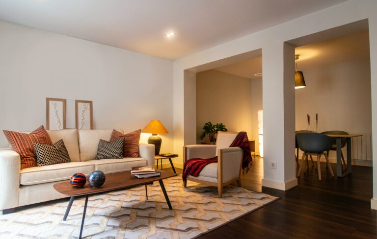 7 Cualidades que Envejecen tu Diseño de Interiores (y Cómo Solucionarlas)