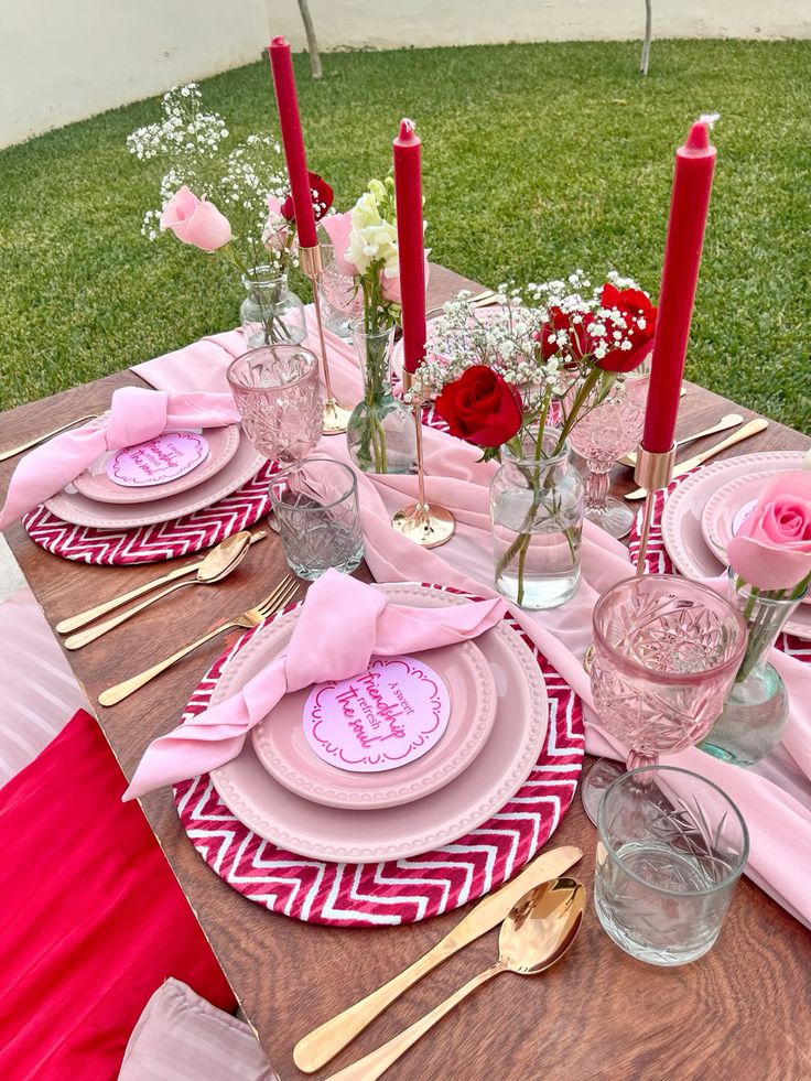 ¿Mesa para dos o más?  Ideas para armar tu mesa este San Valentín