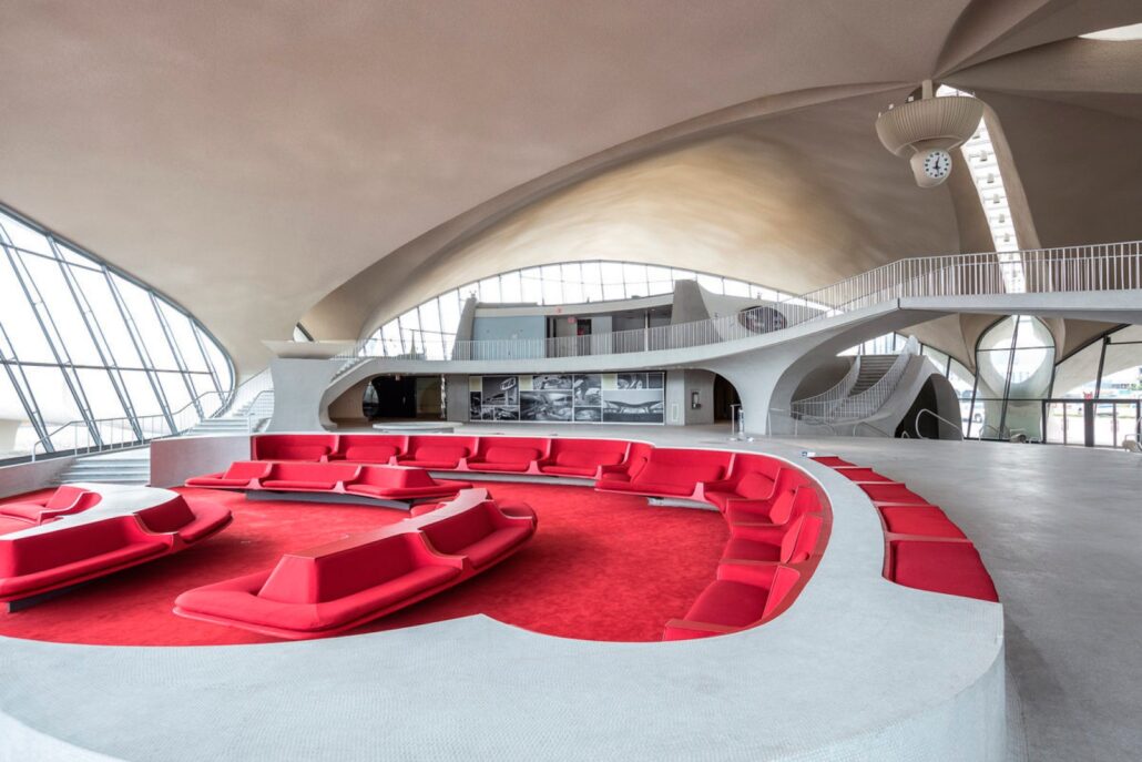 Terminal de la TWA de Saarinen por Max Touhey | METALOCUS